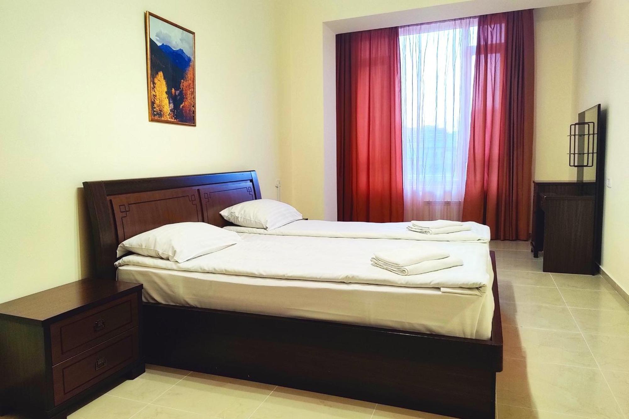 3 Bedroom Apartment In Homey Residence Jereván Kültér fotó